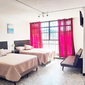 Apartahotel Via 7, Guatemala
